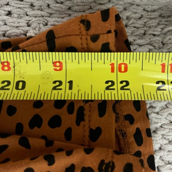Felina Animal Print Roll Sleeve Tee Shirt-Women’s S-Brown/Tan-Casual-Modest-NEW - Picture 8 of 8